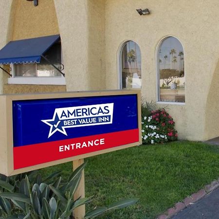 Americas Best Value Inn Chippewa Falls Εξωτερικό φωτογραφία