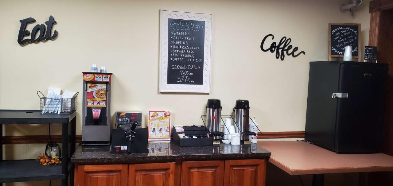 Americas Best Value Inn Chippewa Falls Εξωτερικό φωτογραφία