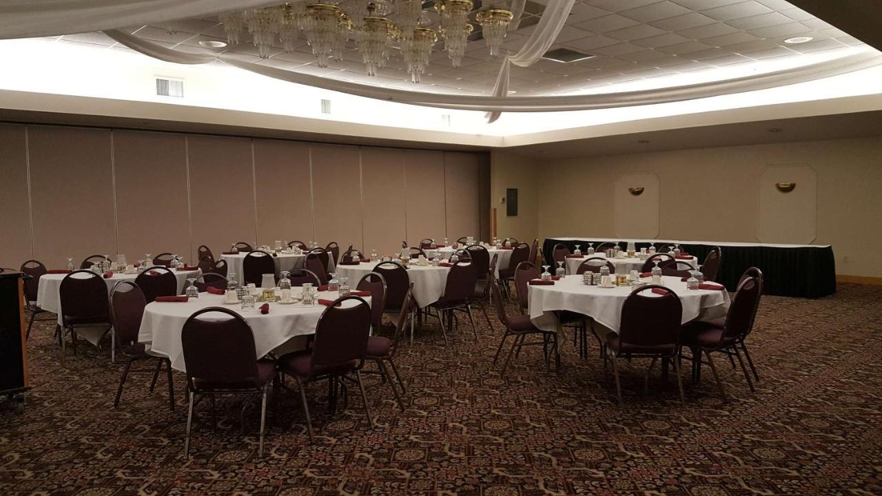 Americas Best Value Inn Chippewa Falls Εξωτερικό φωτογραφία
