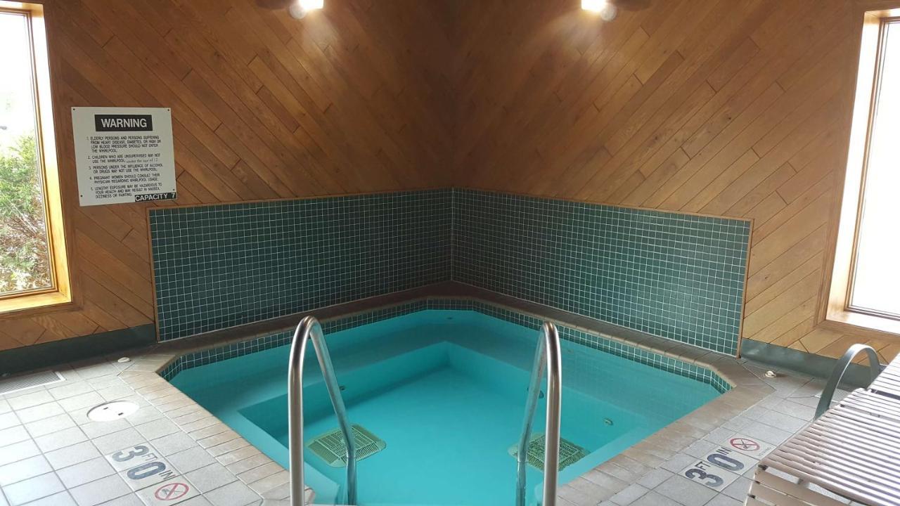 Americas Best Value Inn Chippewa Falls Εξωτερικό φωτογραφία