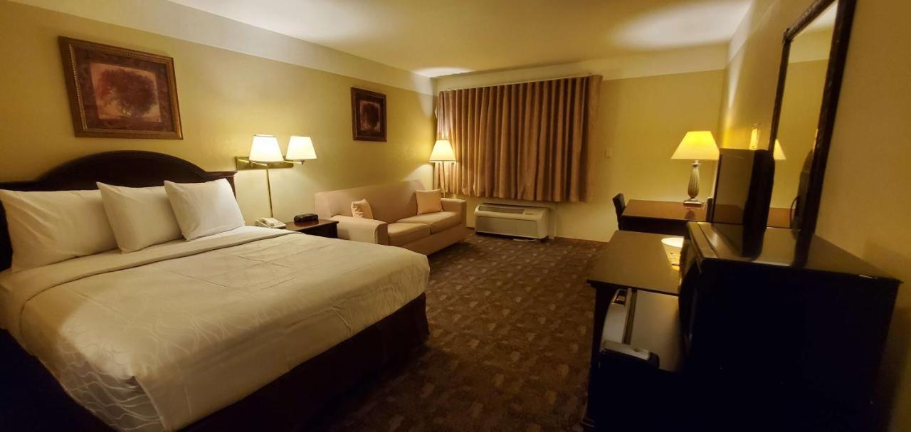 Americas Best Value Inn Chippewa Falls Εξωτερικό φωτογραφία