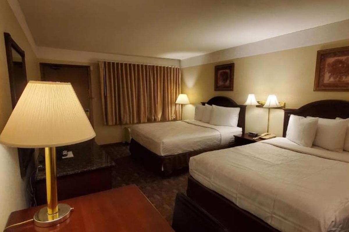 Americas Best Value Inn Chippewa Falls Εξωτερικό φωτογραφία