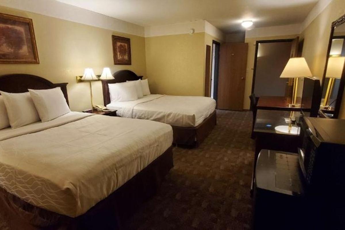Americas Best Value Inn Chippewa Falls Εξωτερικό φωτογραφία