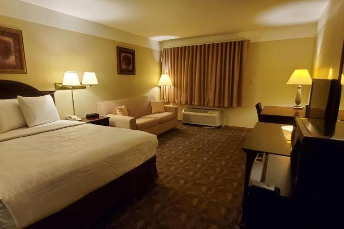 Americas Best Value Inn Chippewa Falls Εξωτερικό φωτογραφία