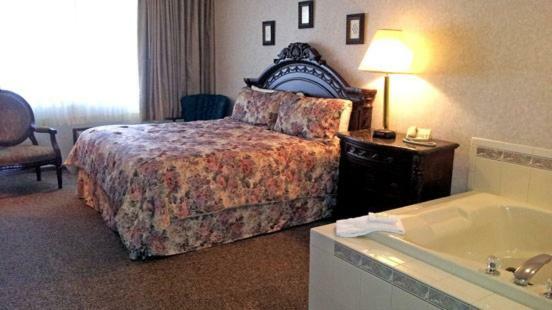 Americas Best Value Inn Chippewa Falls Εξωτερικό φωτογραφία