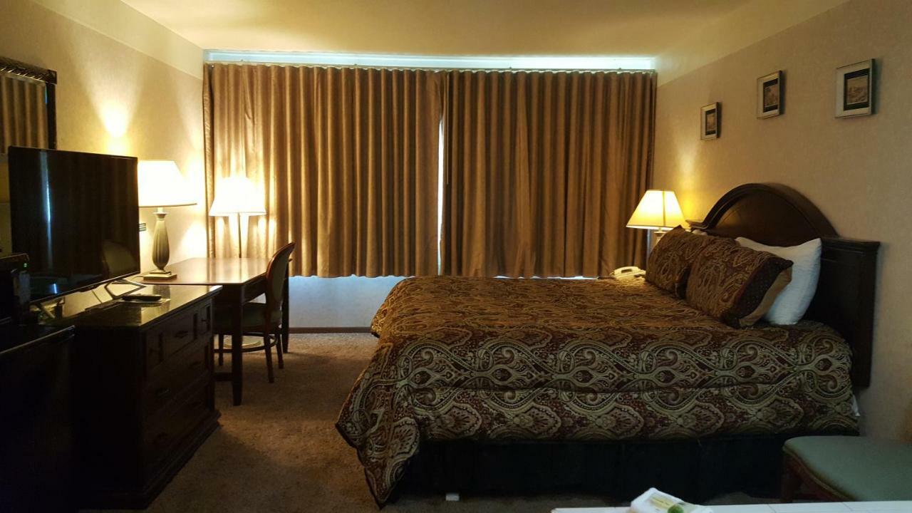 Americas Best Value Inn Chippewa Falls Εξωτερικό φωτογραφία