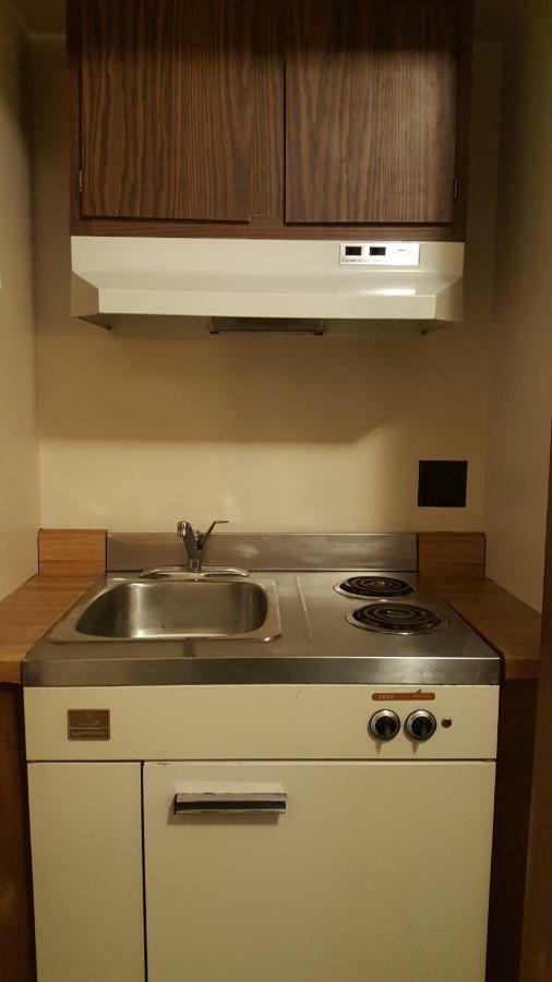 Americas Best Value Inn Chippewa Falls Εξωτερικό φωτογραφία
